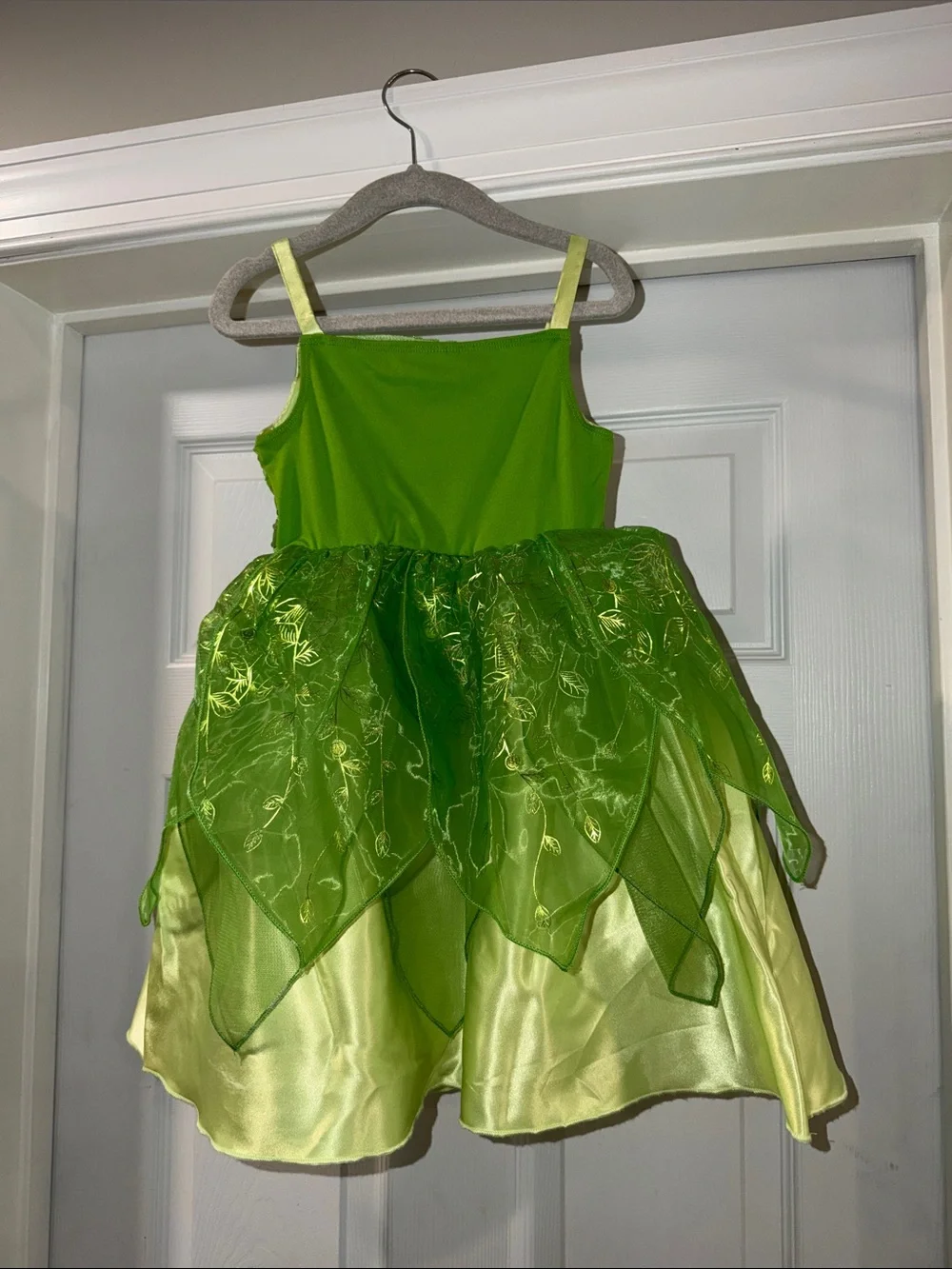 Disney Store Tinker Bell Dress-Up Costume Dress Size 4 – Like New  Let your li
